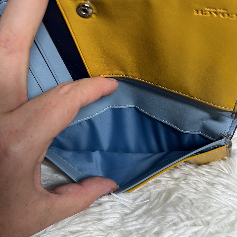 Coach Baby Blue Wristlet/Wallet - Picture 7 of 9